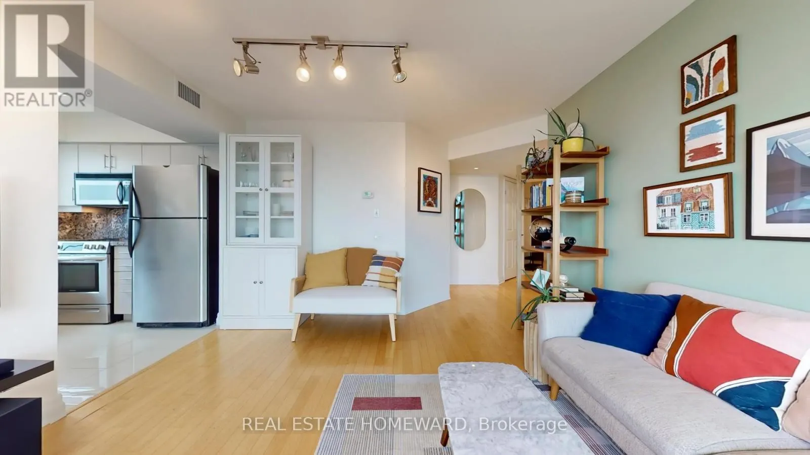 1207 - 30 HARRISON GARDEN BOULEVARD