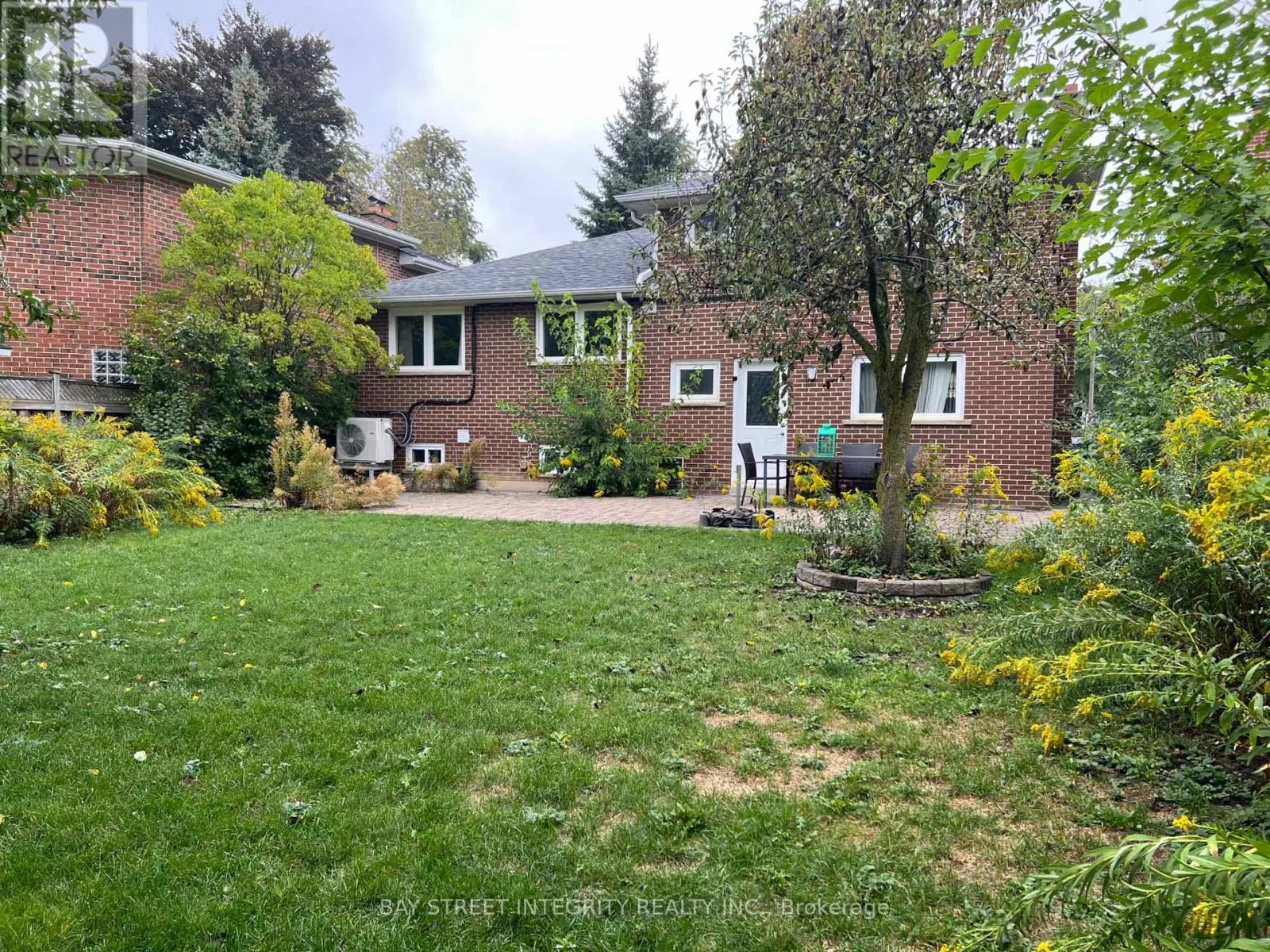 81 CROSSBOW CRESCENT