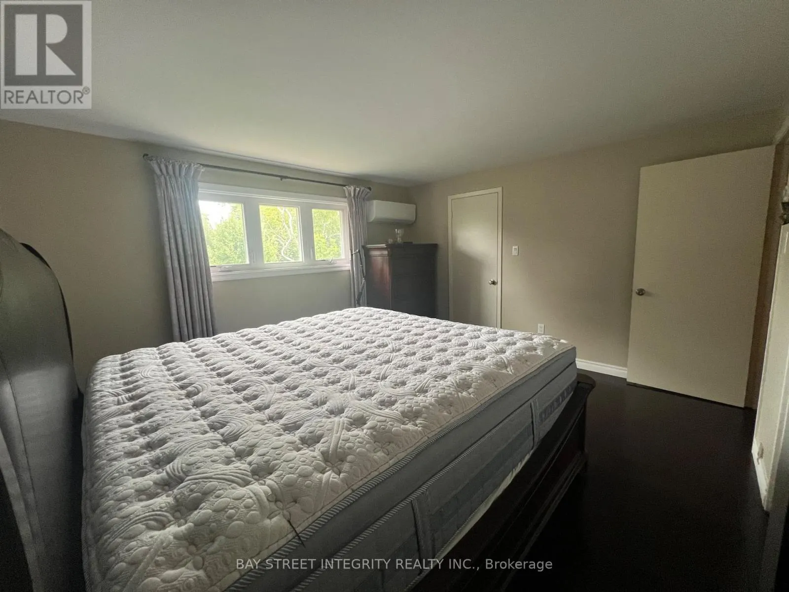 81 CROSSBOW CRESCENT