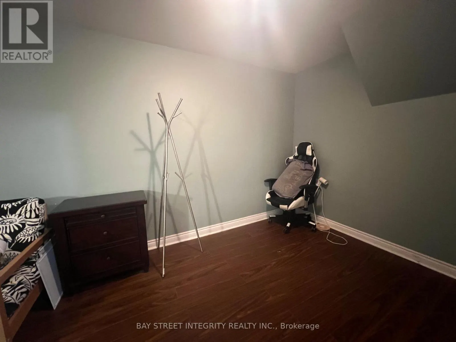 81 CROSSBOW CRESCENT