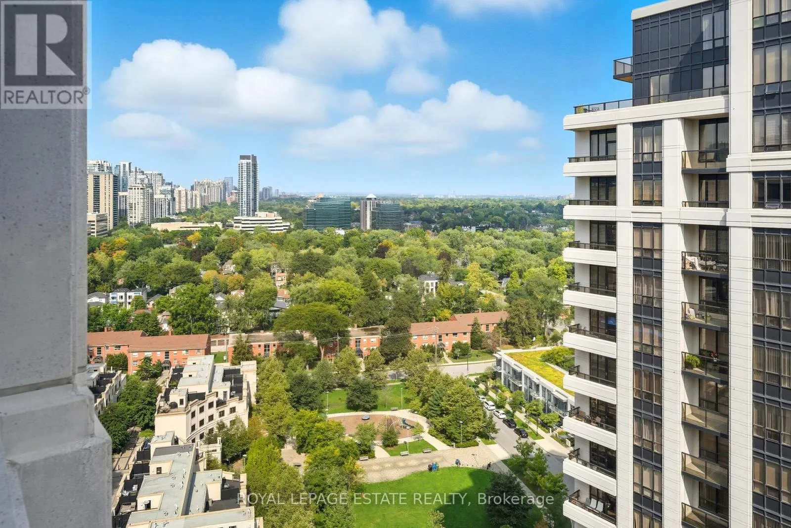 1808 - 100 HARRISON GARDEN BOULEVARD