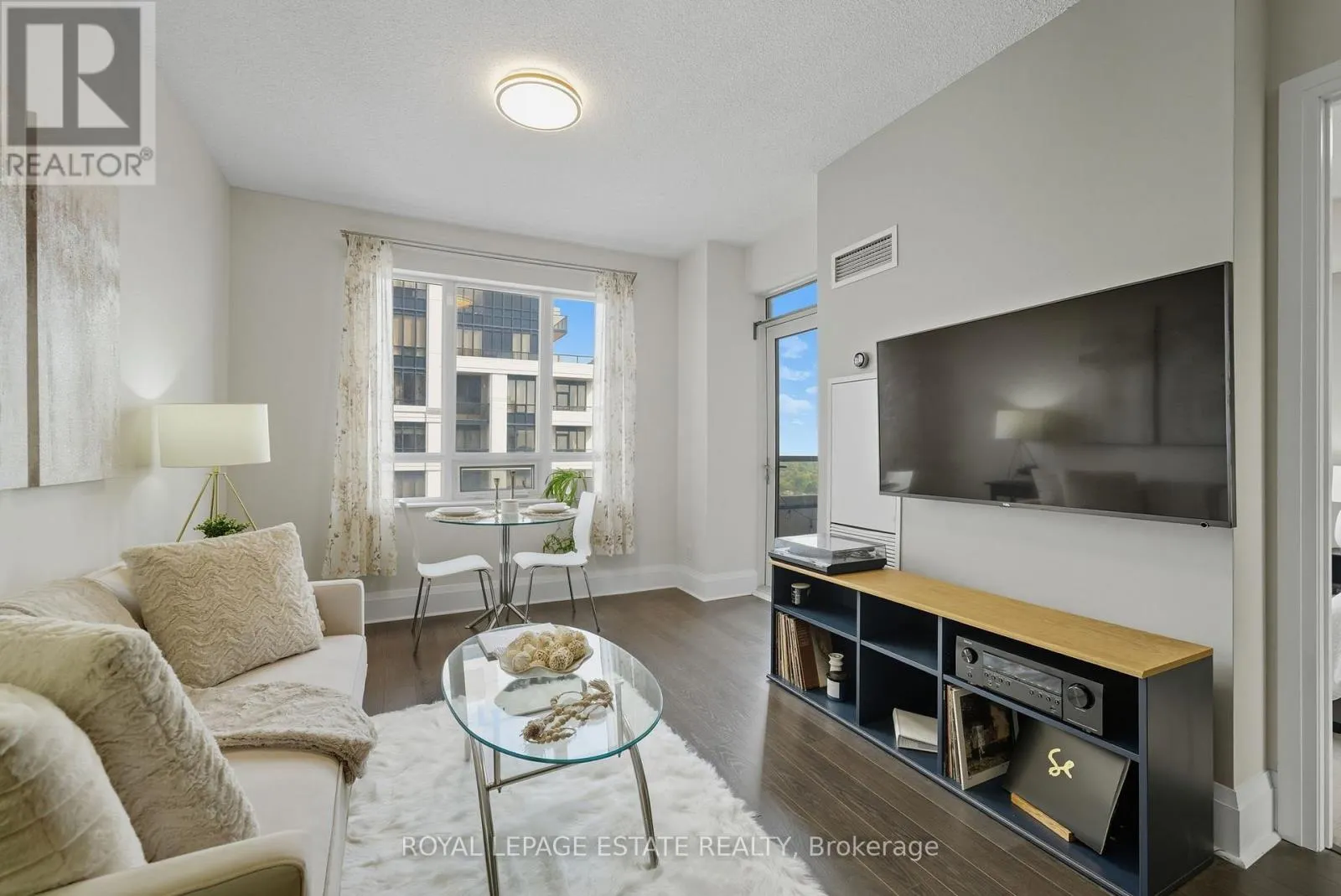 1808 - 100 HARRISON GARDEN BOULEVARD