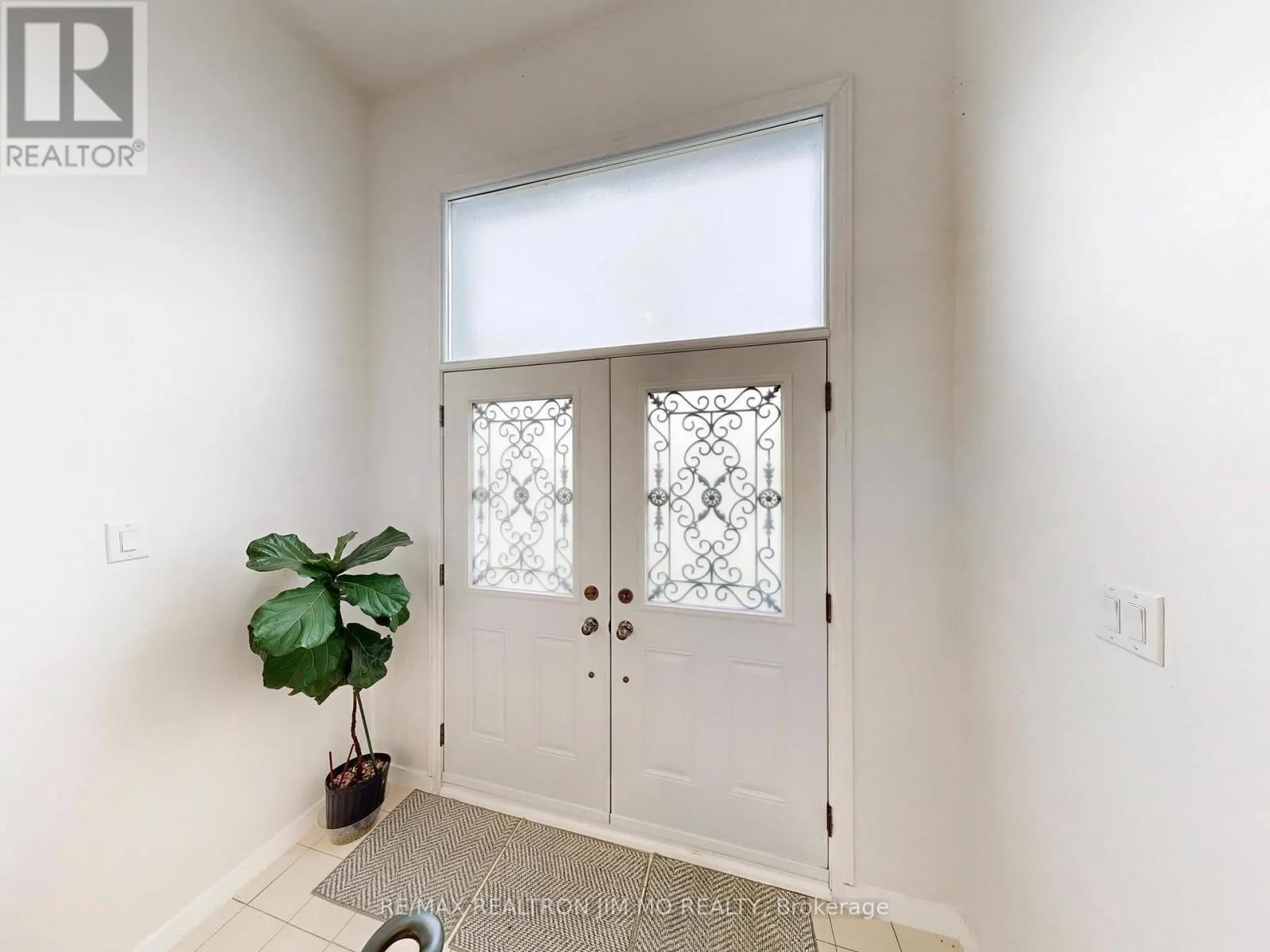 37 WARFIELD DRIVE