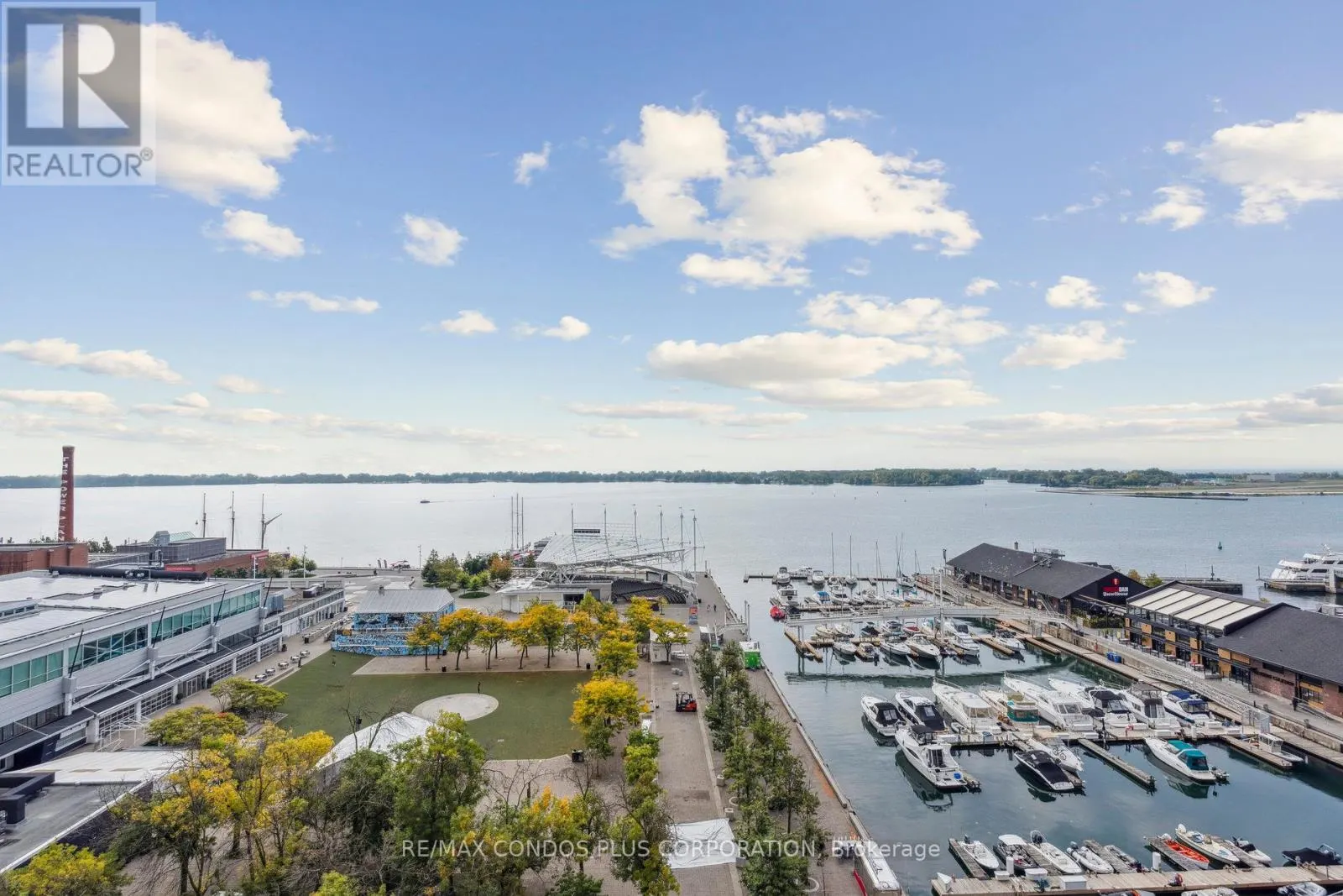 1221 - 230 QUEENS QUAY W