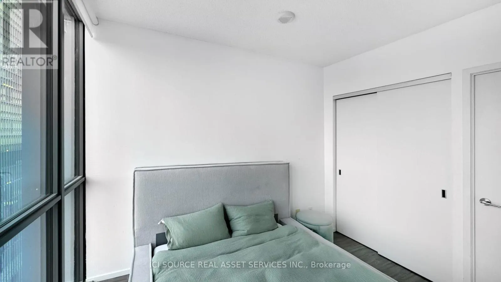 2906 - 101 CHARLES STREET E
