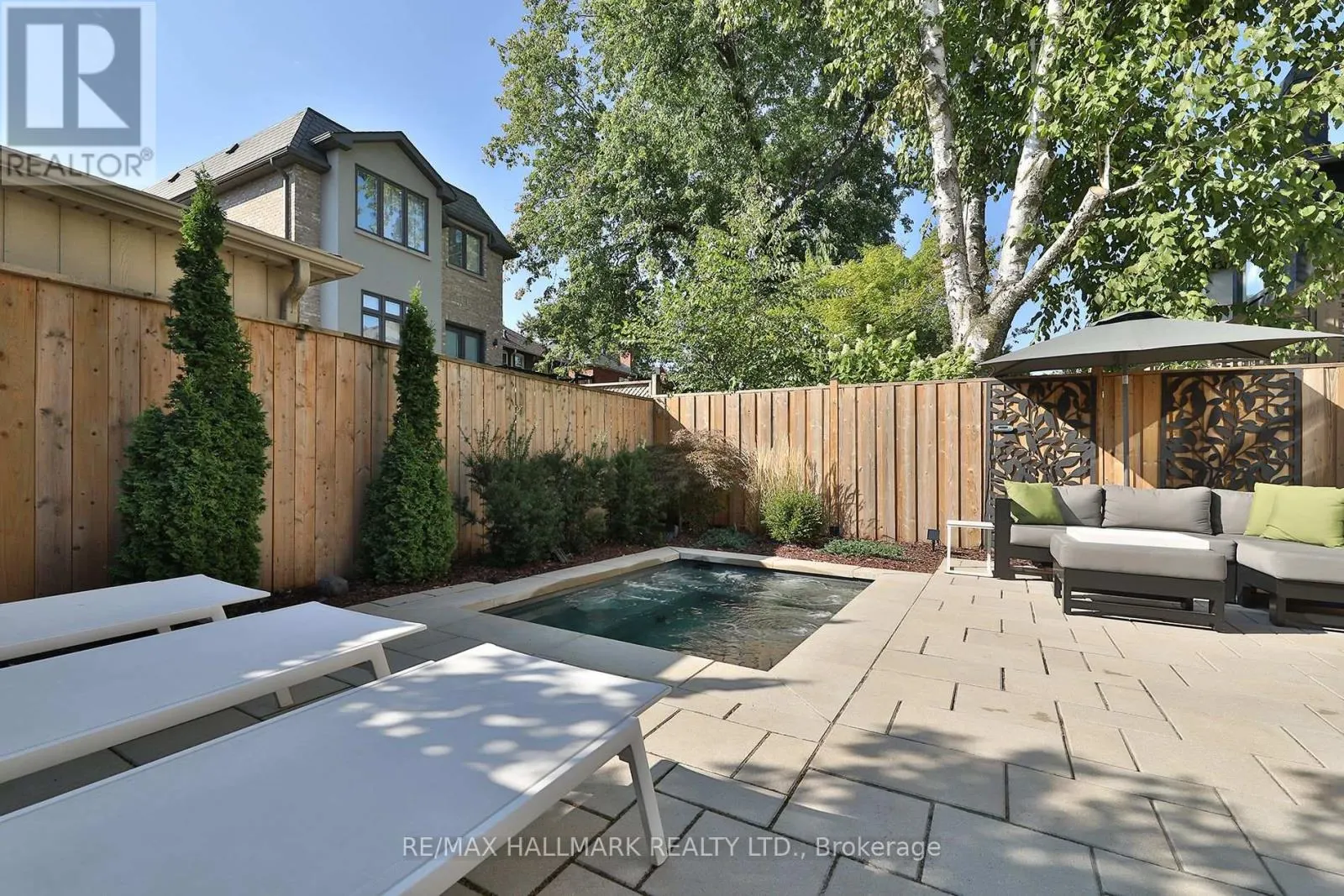 159 ROE AVENUE