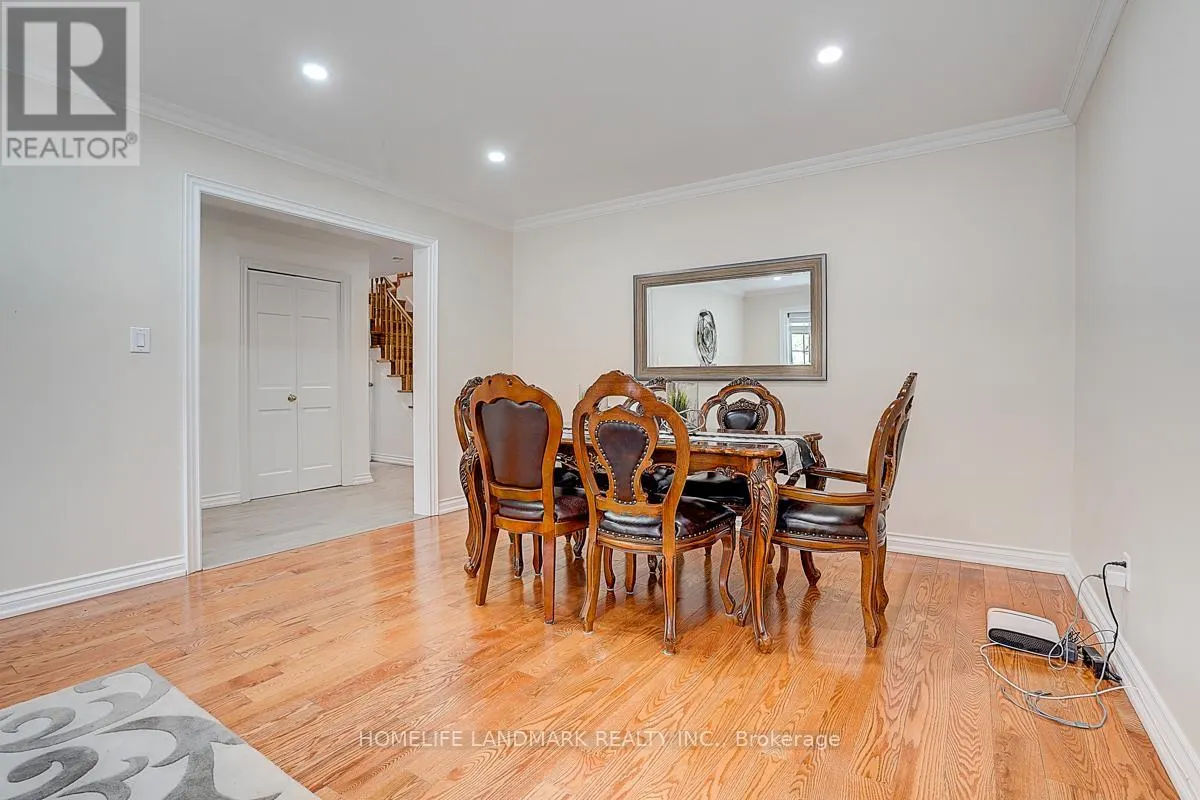 89 WHITEHORN CRESCENT
