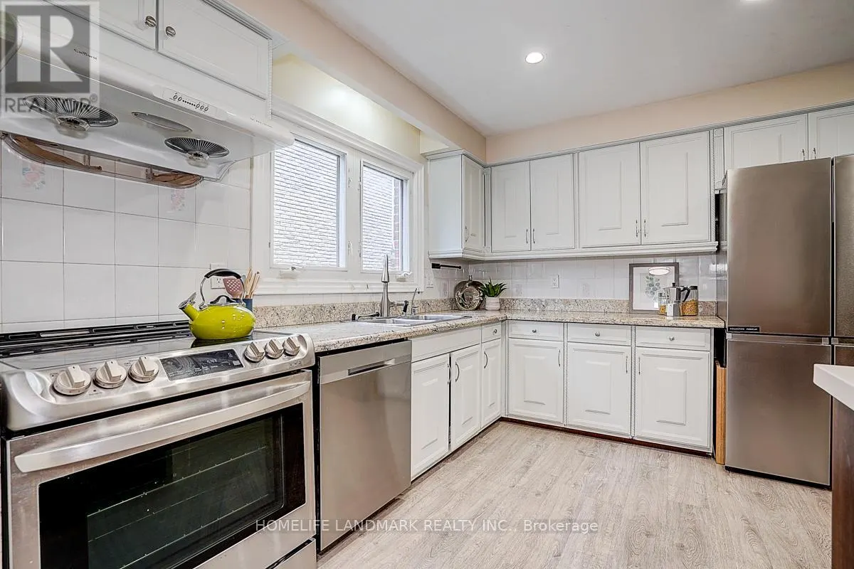 89 WHITEHORN CRESCENT