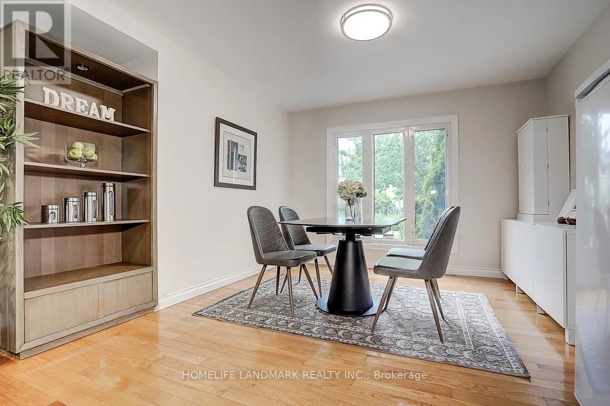 89 WHITEHORN CRESCENT