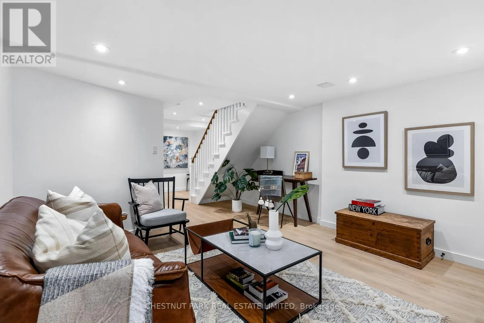 45 SUMMERHILL GARDENS