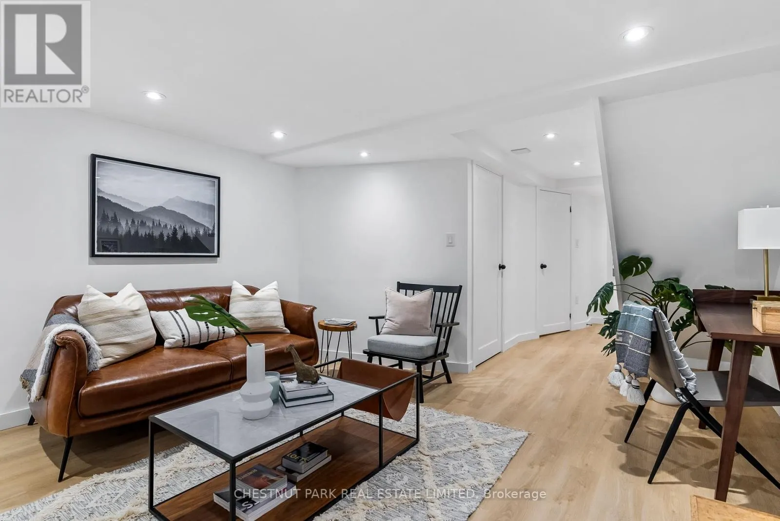 45 SUMMERHILL GARDENS