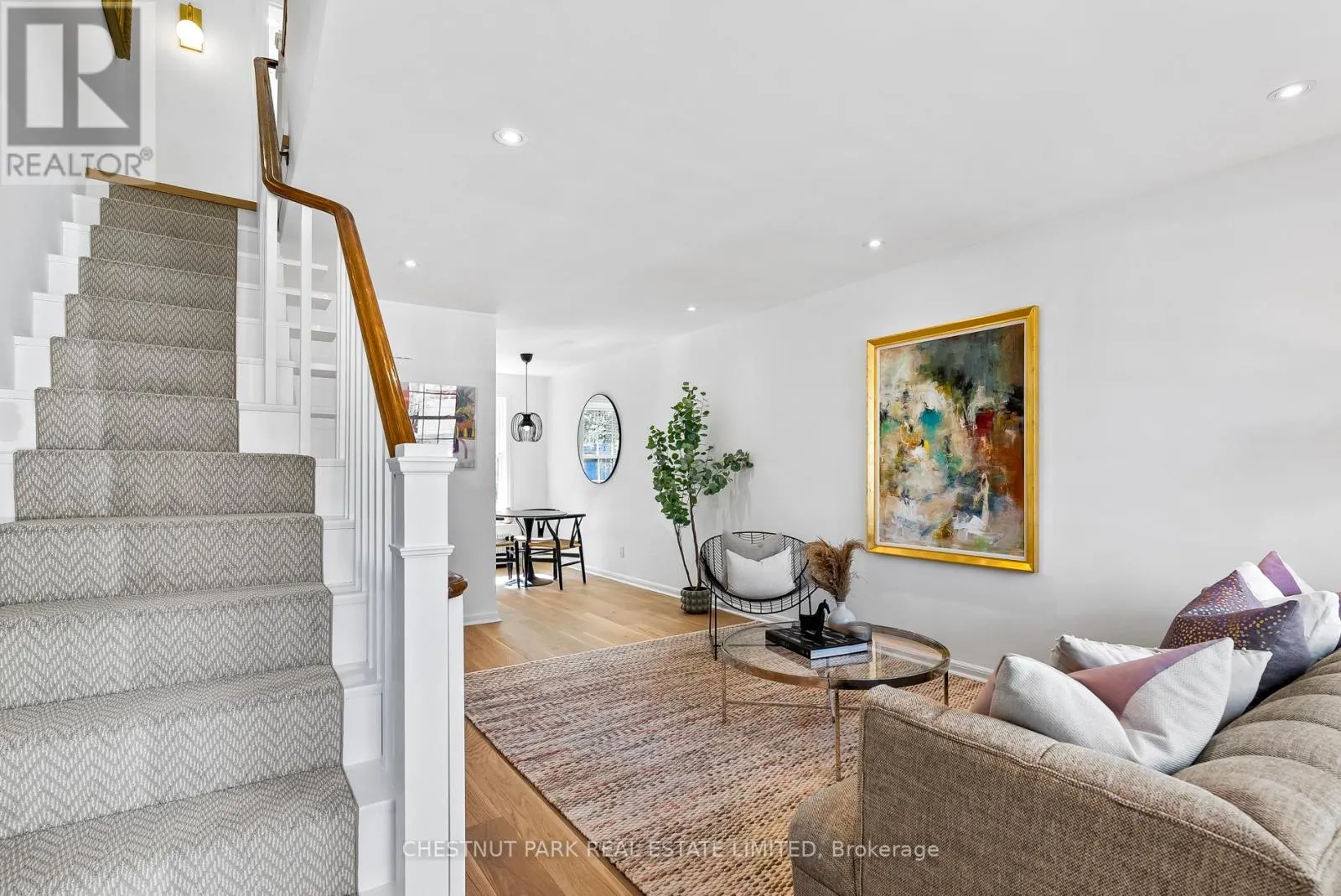 45 SUMMERHILL GARDENS