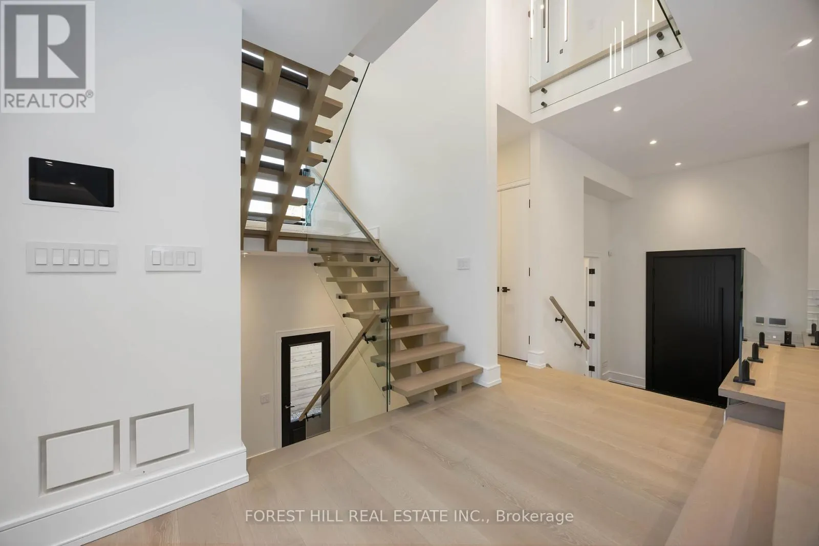 38 BEVDALE ROAD