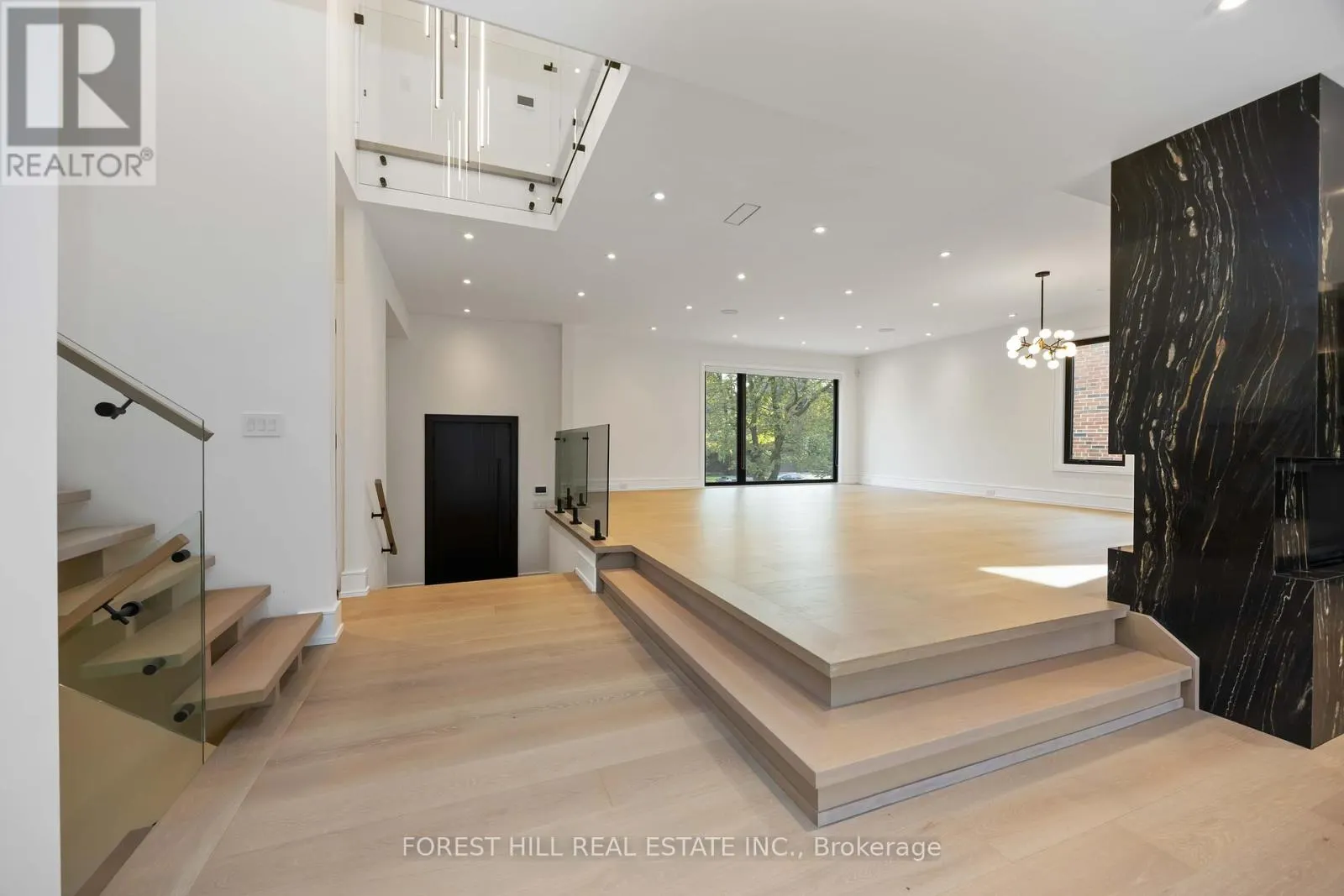 38 BEVDALE ROAD
