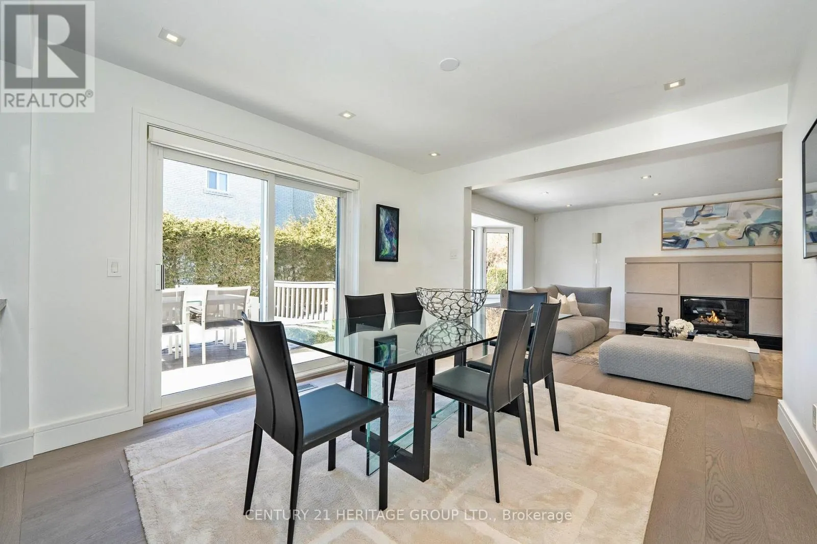 61 FOURSOME CRESCENT