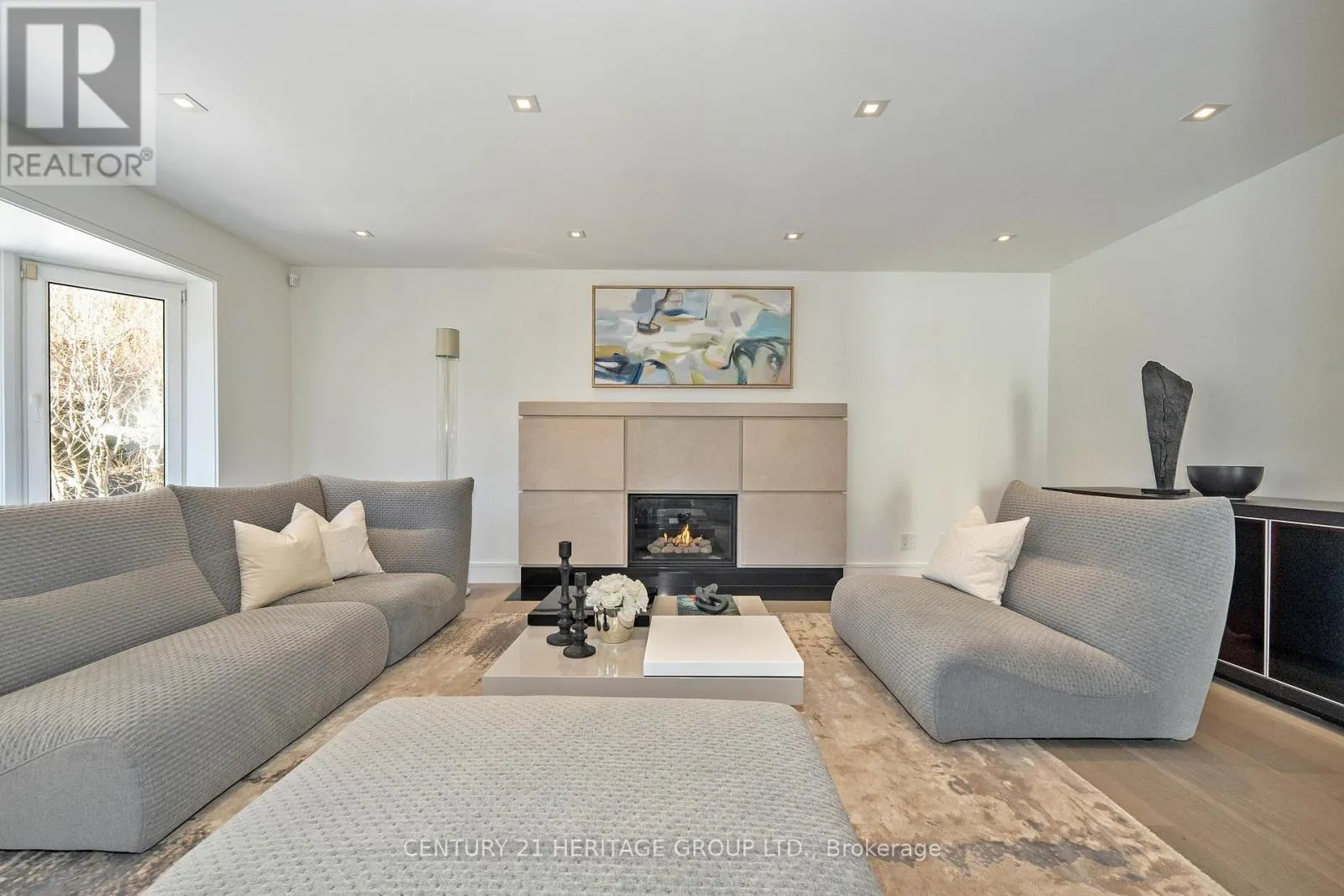 61 FOURSOME CRESCENT
