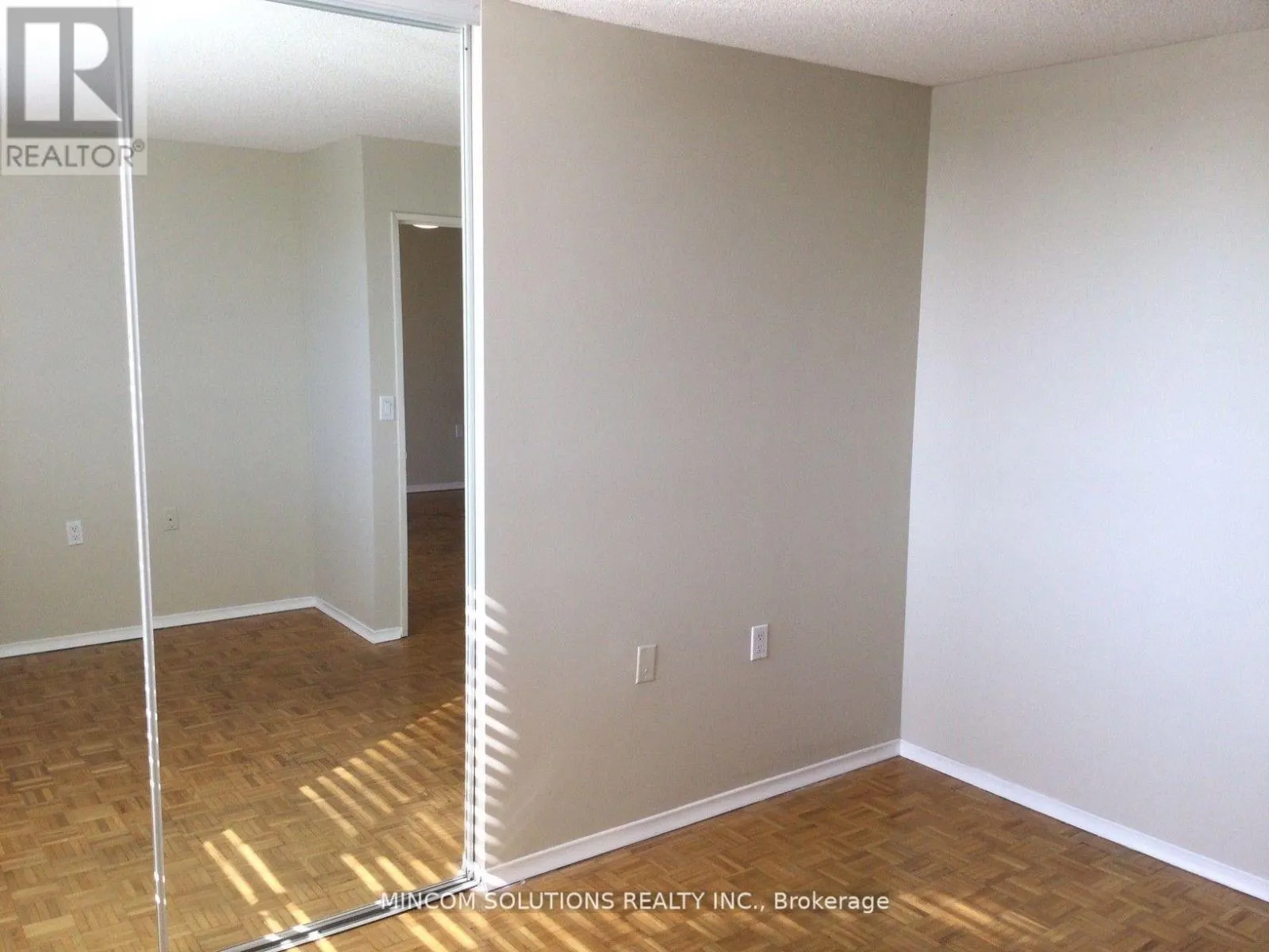 507 - 555 WILSON HEIGHTS BOULEVARD