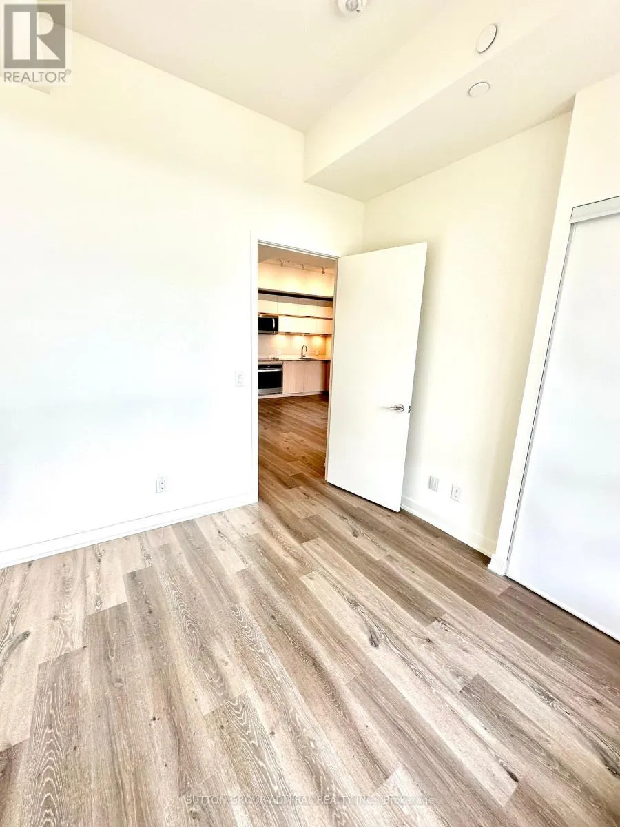 302 - 10 DEERLICK COURT
