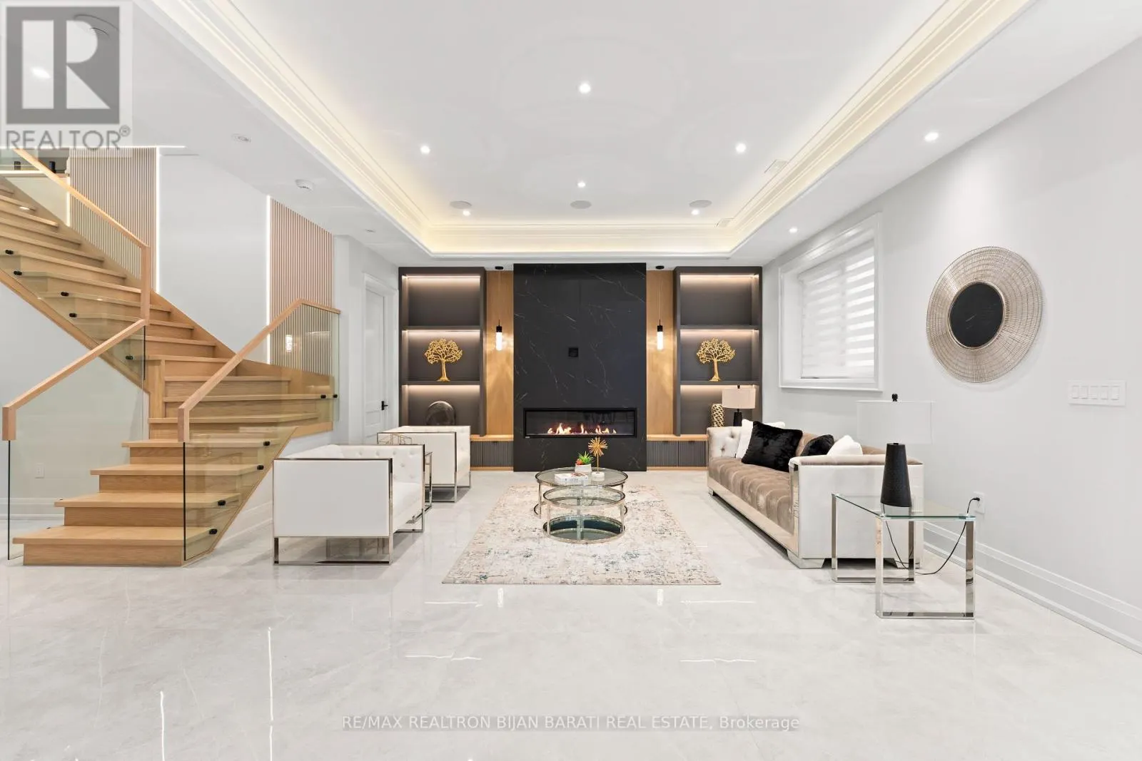 20 TOBRUK CRESCENT