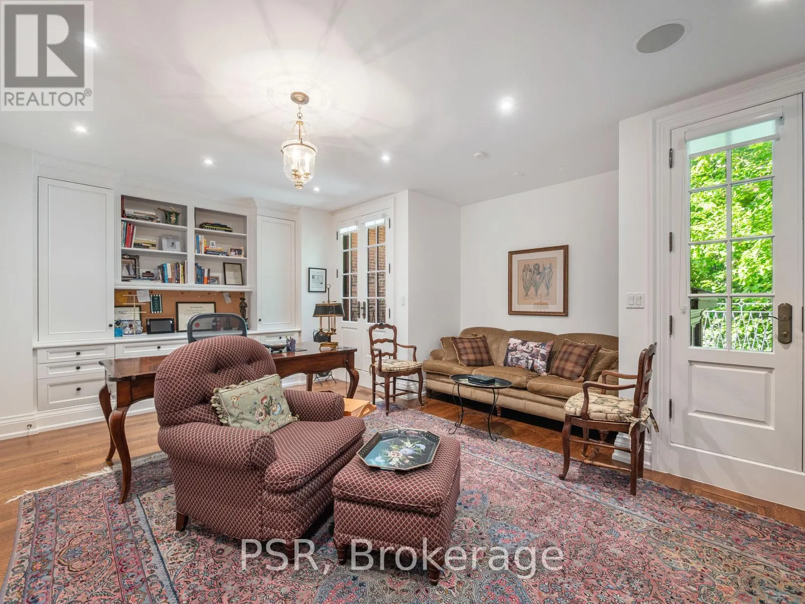 48 BERNARD AVENUE