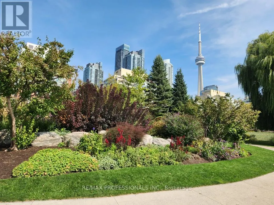 1028 - 600 QUEENS QUAY