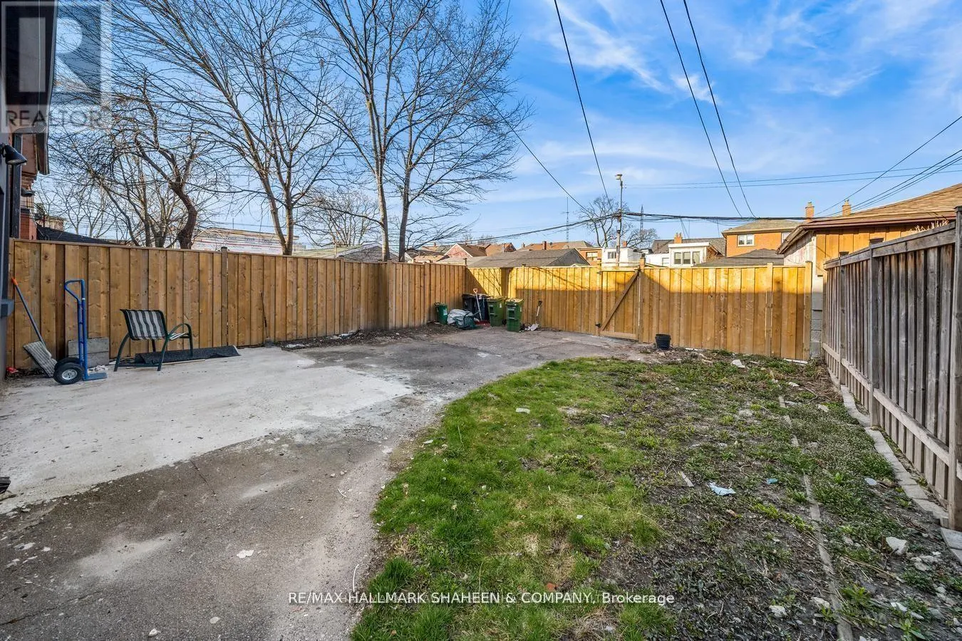 A - 208 DOVERCOURT ROAD