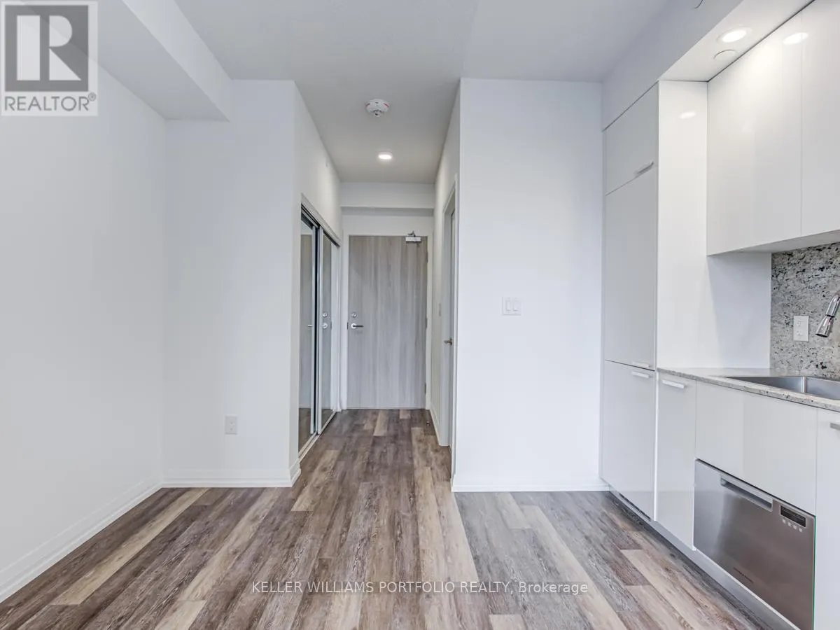 709 - 75 CANTERBURY PLACE