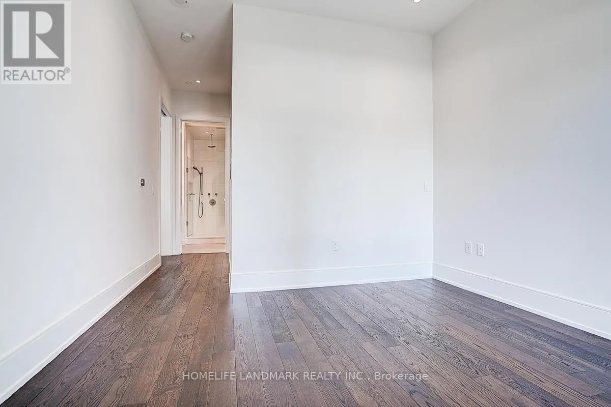 PH 01 - 1 YORKVILLE AVENUE