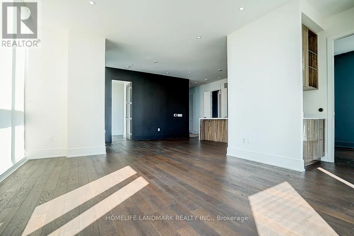 PH 01 - 1 YORKVILLE AVENUE