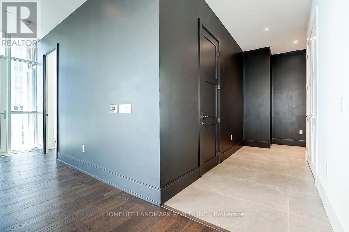 PH 01 - 1 YORKVILLE AVENUE
