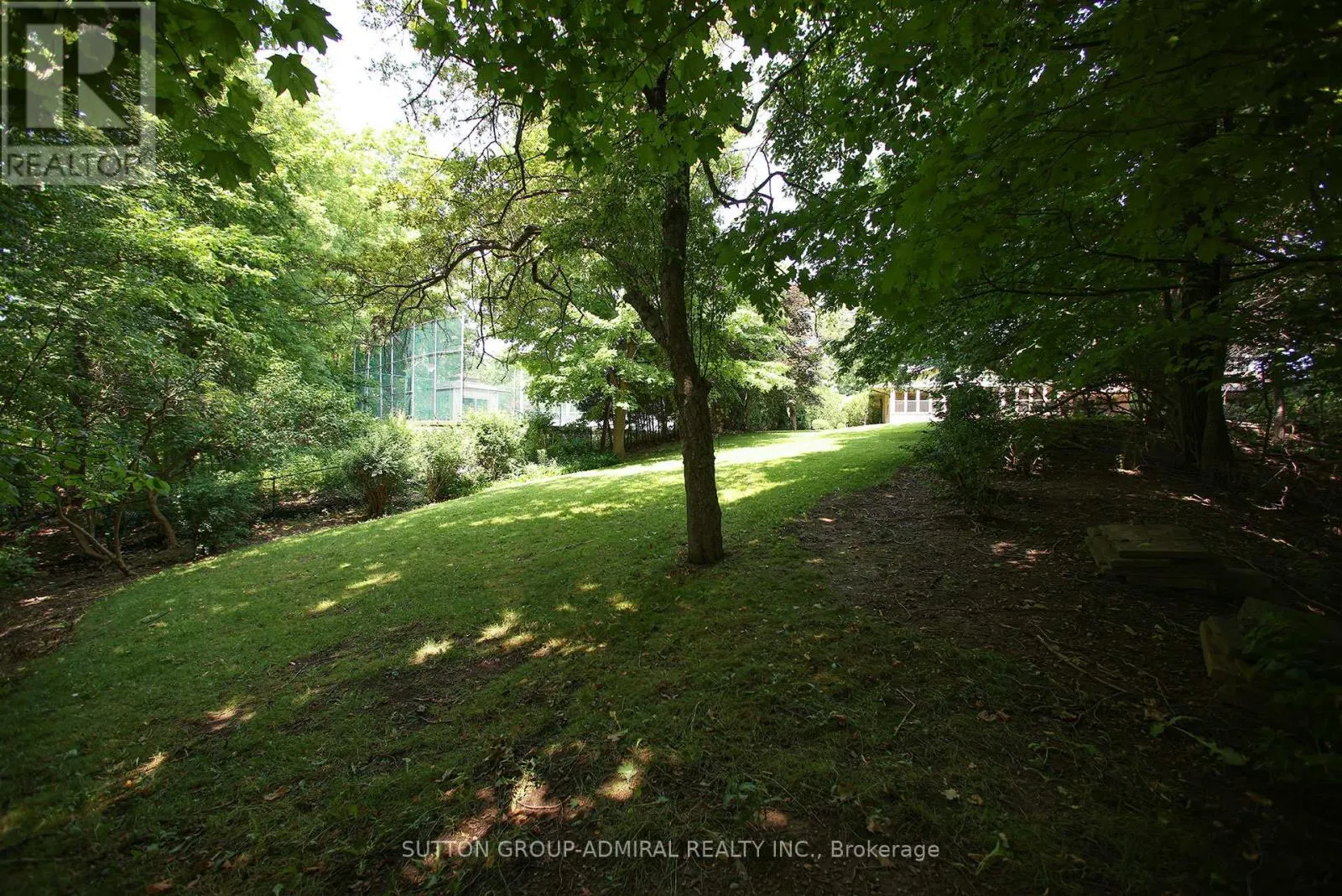91 FOREST GROVE DRIVE