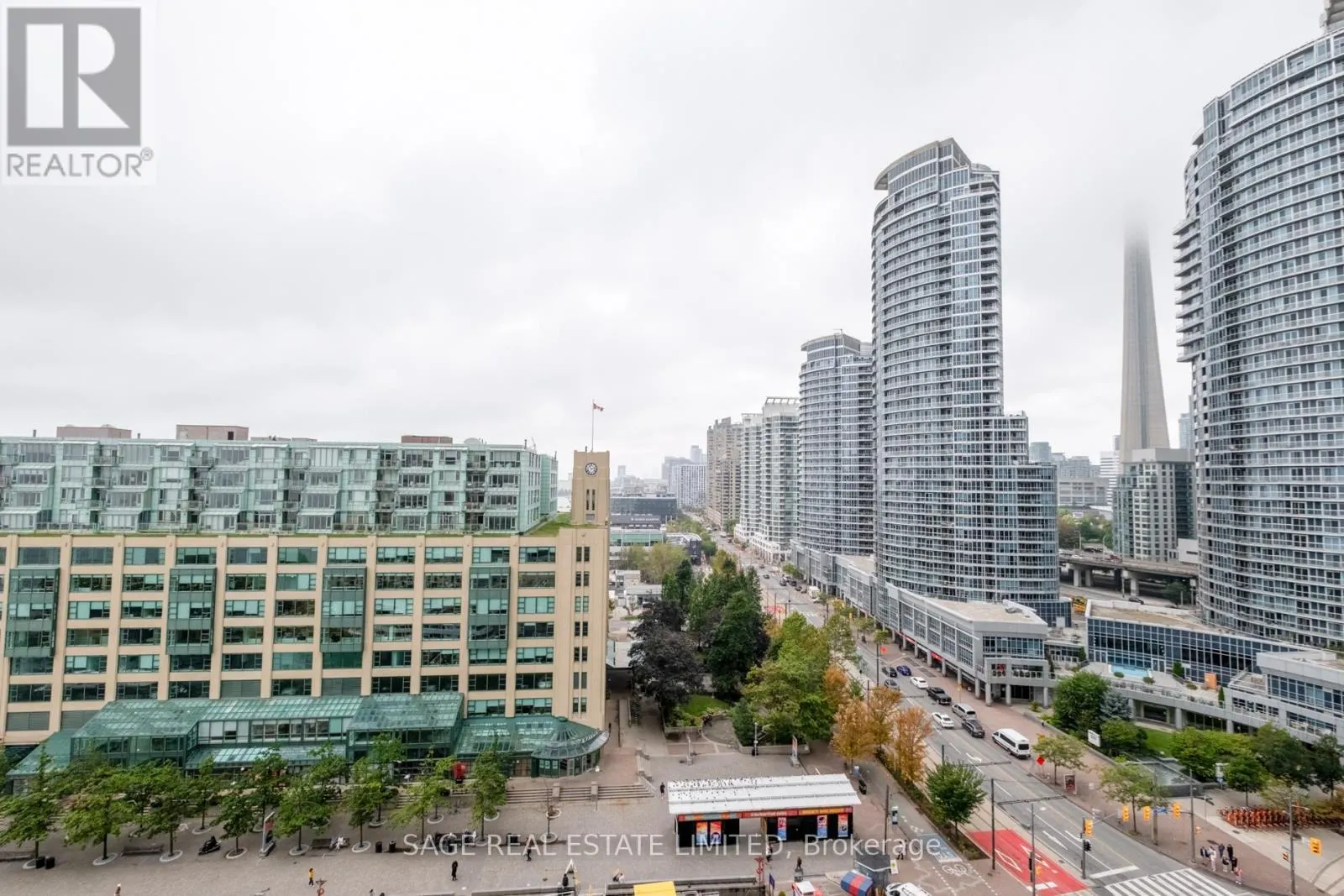 1509 - 77 HARBOUR SQUARE