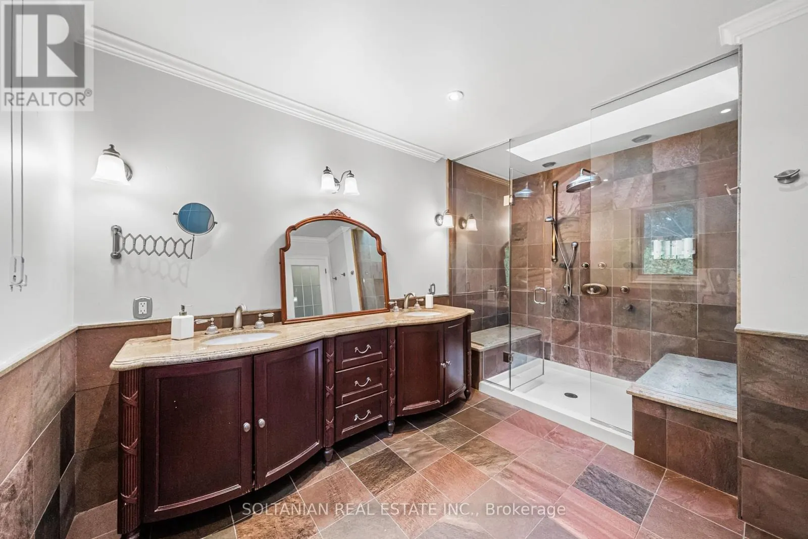 15 WIDEFORD PLACE