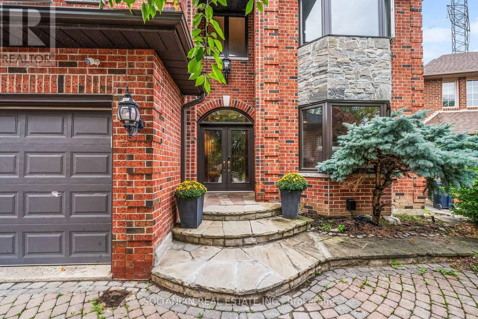 15 WIDEFORD PLACE