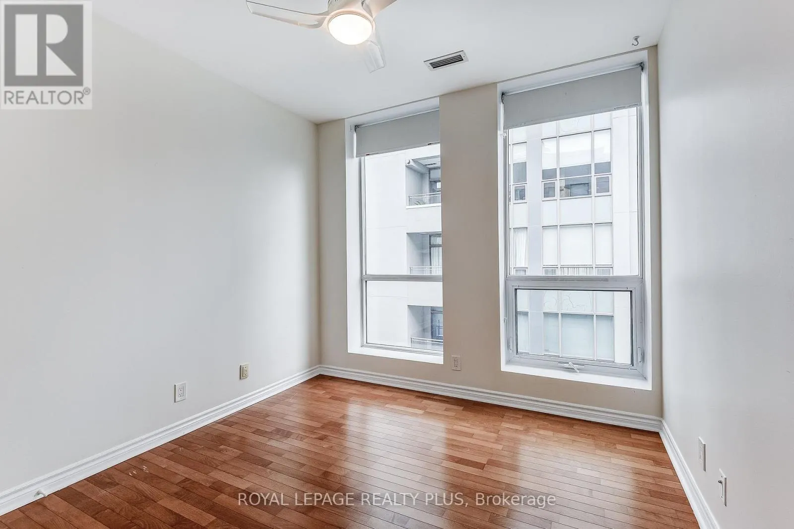715 - 980 YONGE STREET