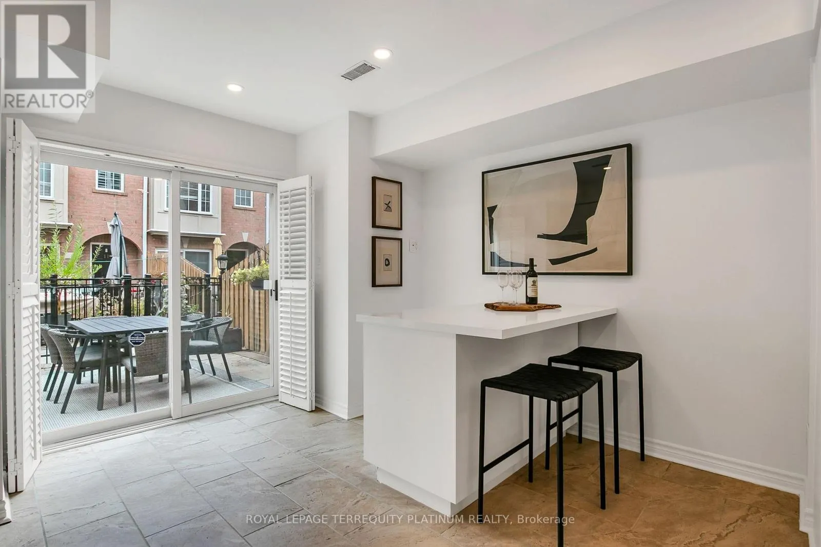 TH3 - 151 MERTON STREET