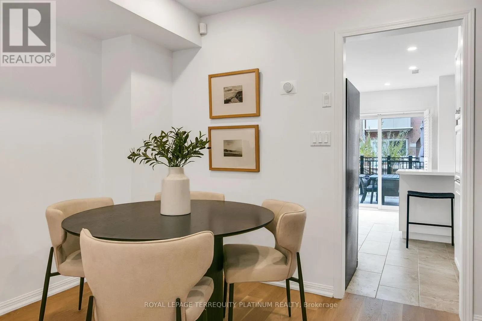 TH3 - 151 MERTON STREET