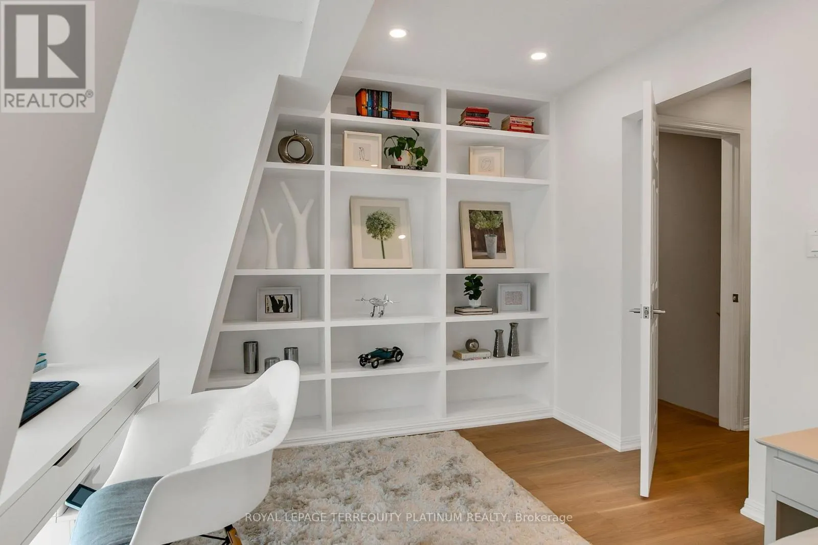 TH3 - 151 MERTON STREET