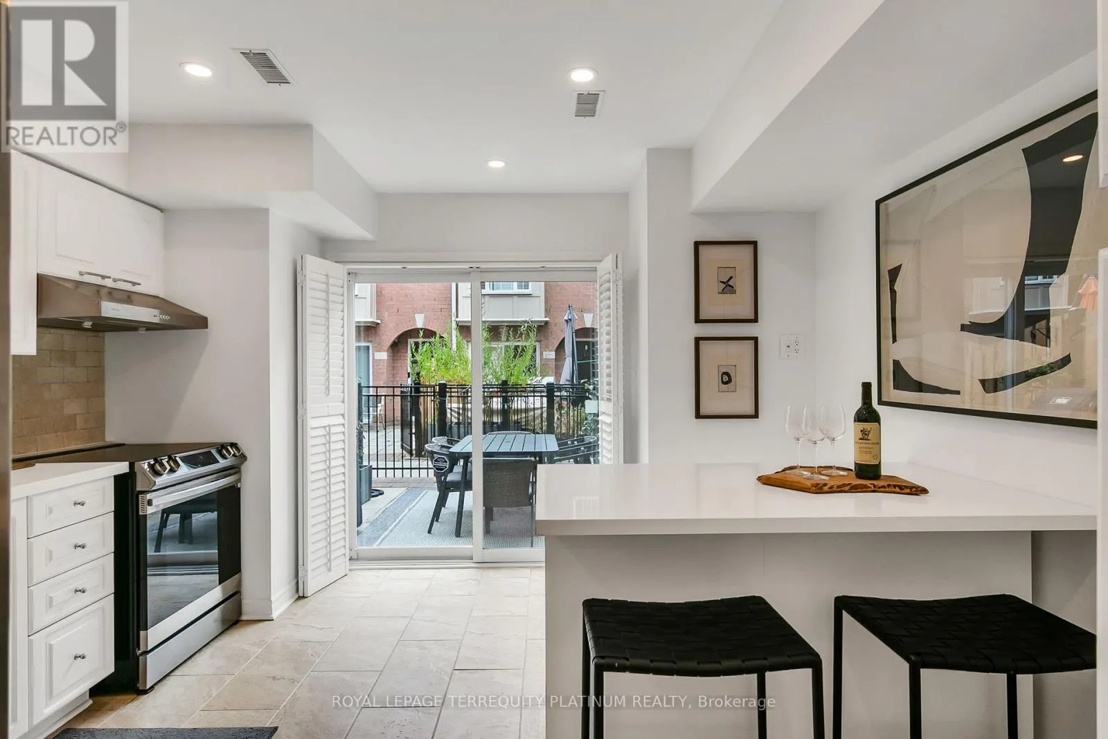 TH3 - 151 MERTON STREET