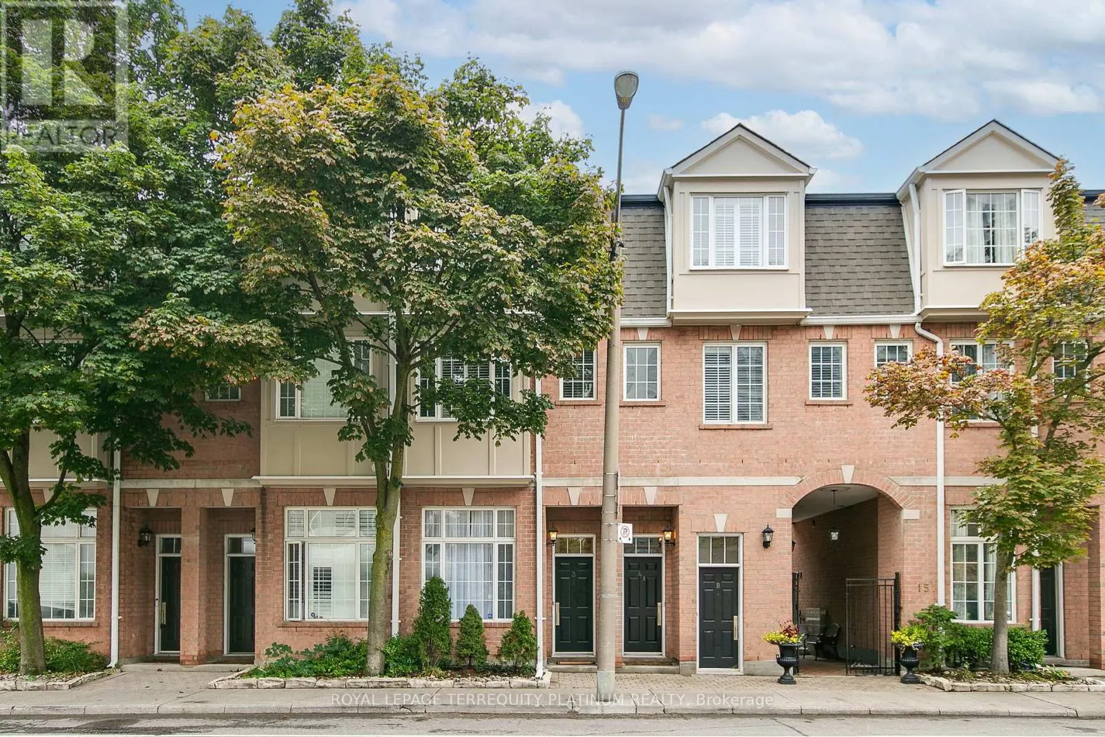 TH3 - 151 MERTON STREET