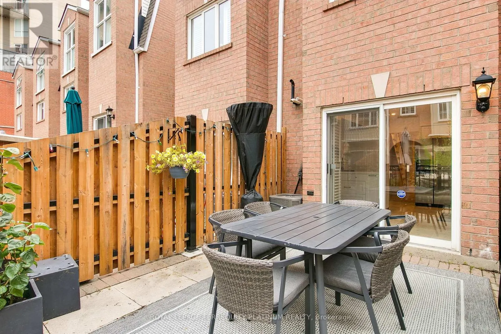 TH3 - 151 MERTON STREET