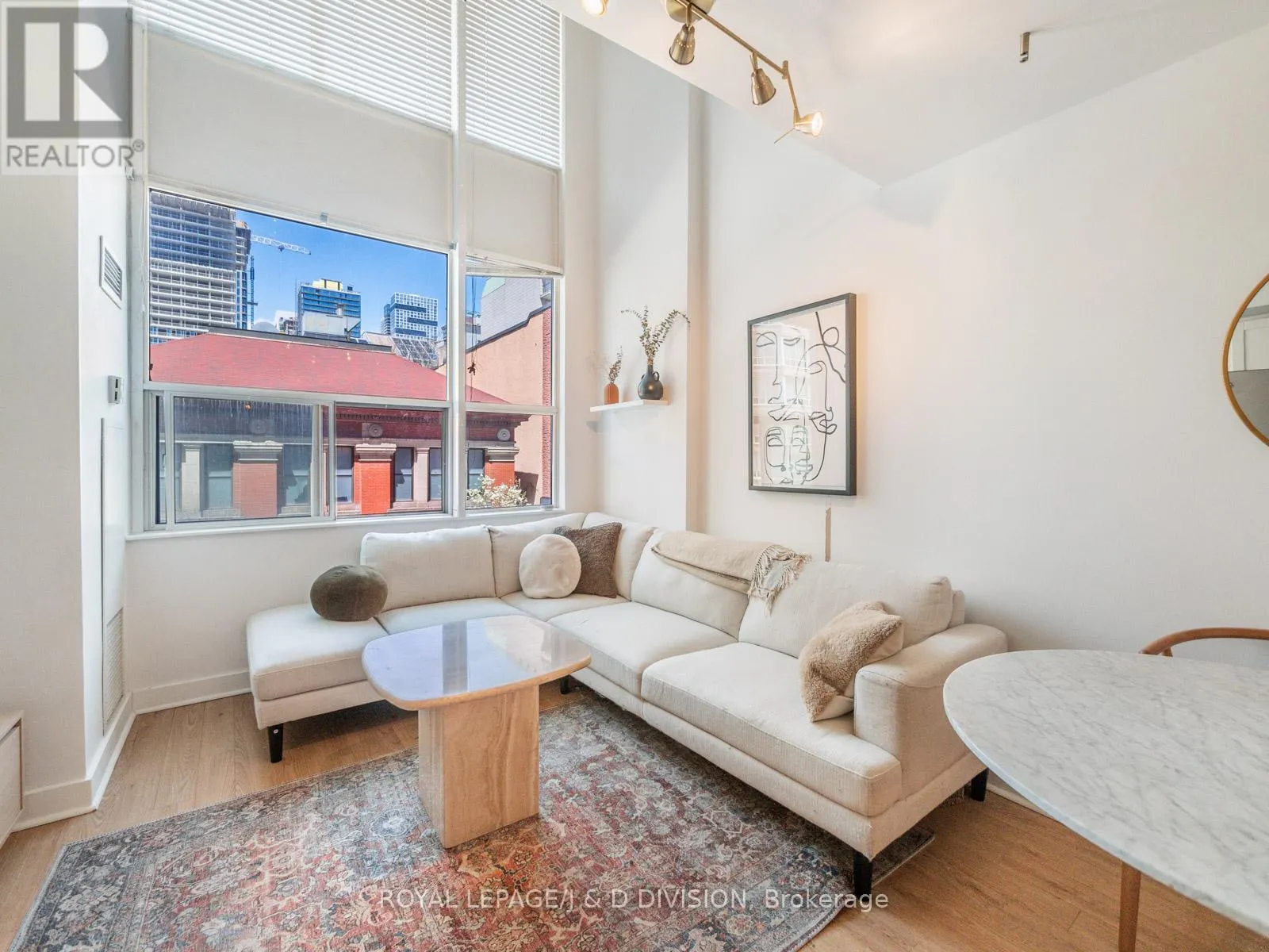 308 - 77 LOMBARD STREET