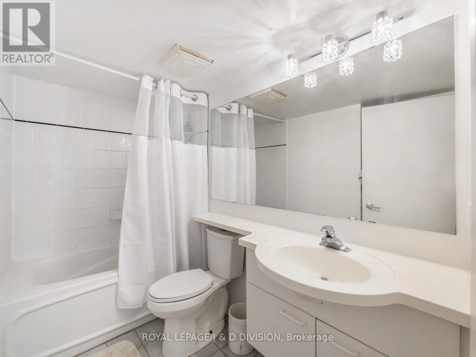 308 - 77 LOMBARD STREET
