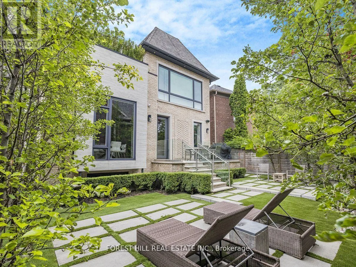 19 VESTA DRIVE