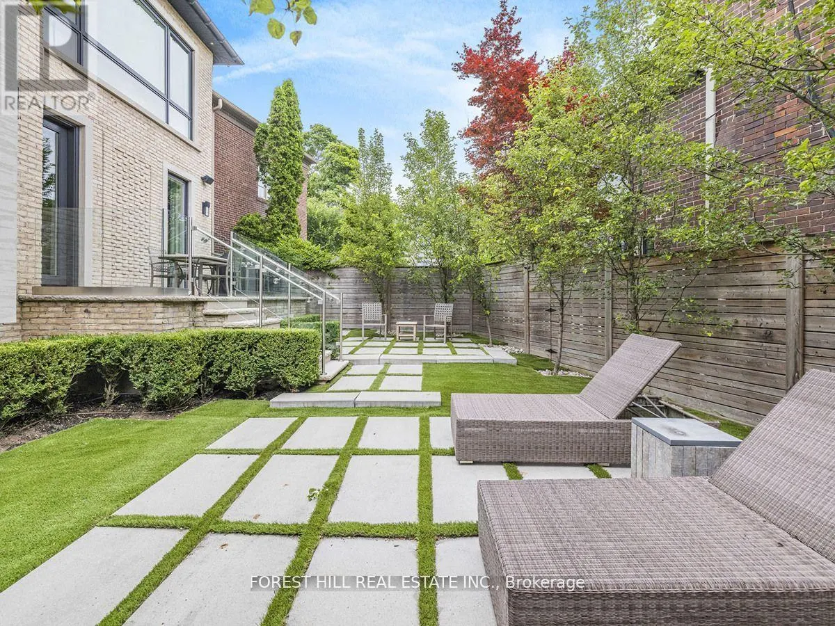 19 VESTA DRIVE
