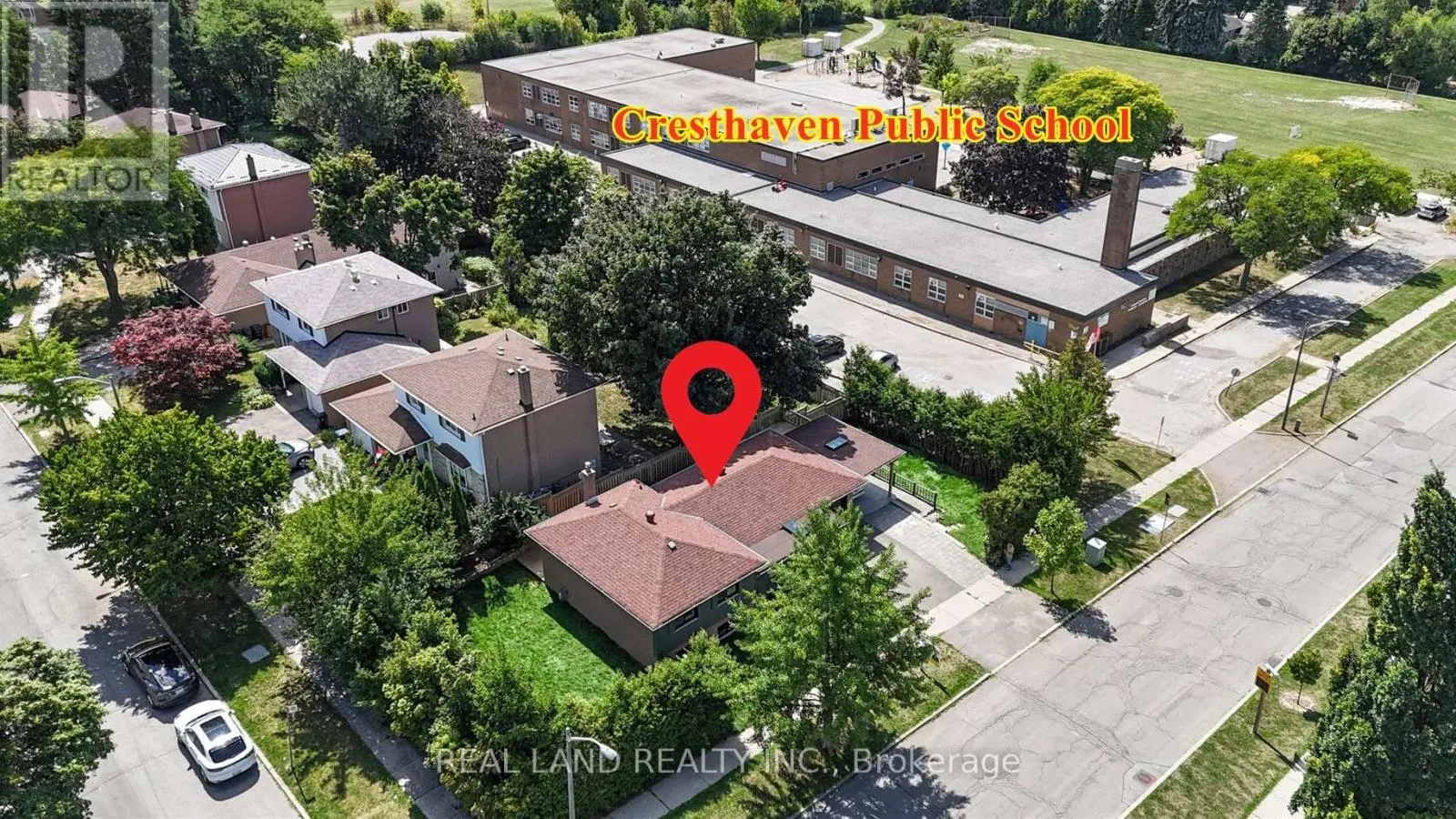 38 CRESTHAVEN DRIVE