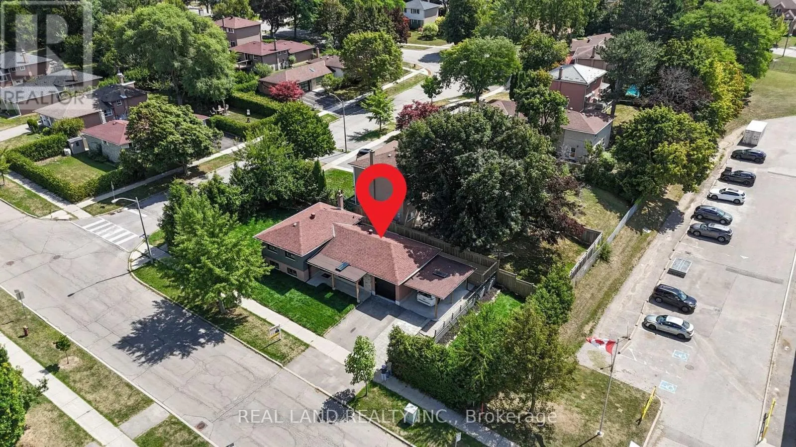 38 CRESTHAVEN DRIVE