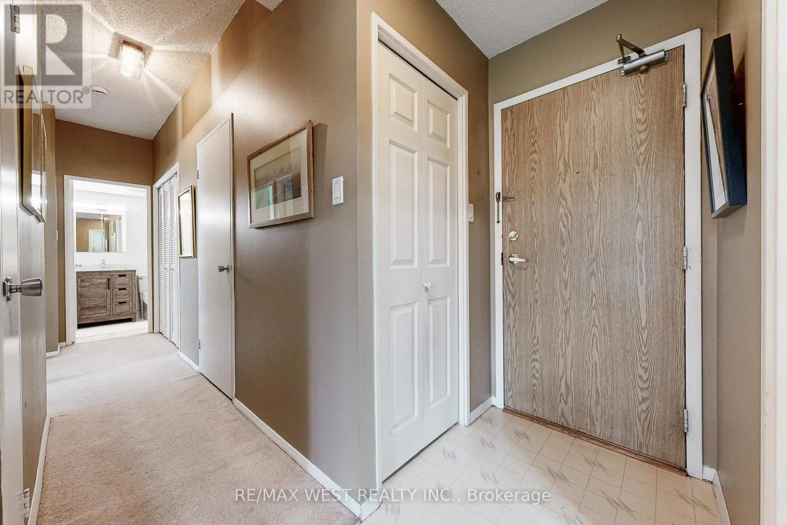 104 - 20 FASHION ROSE WAY