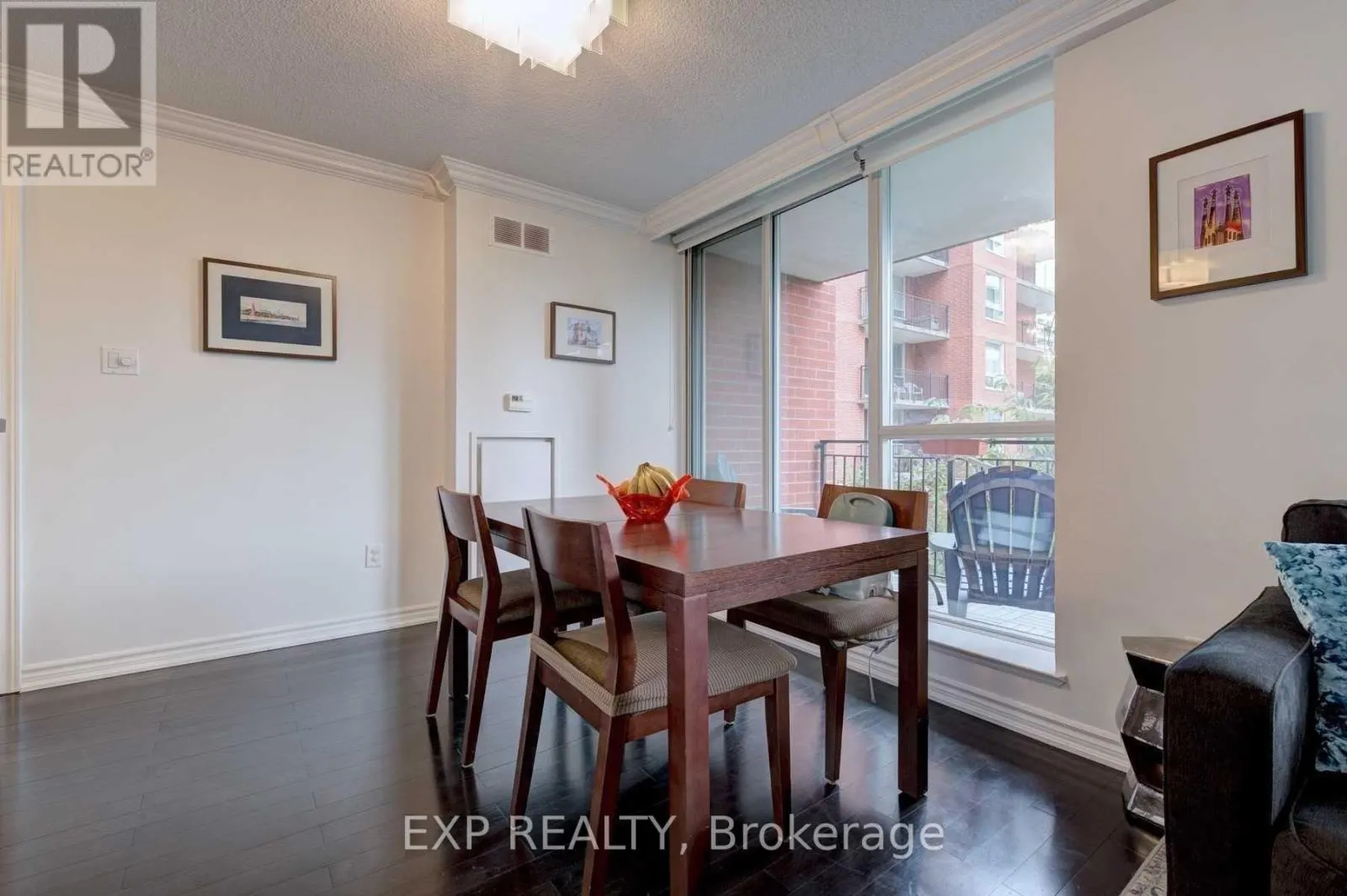 302 - 300 BALLIOL STREET NW