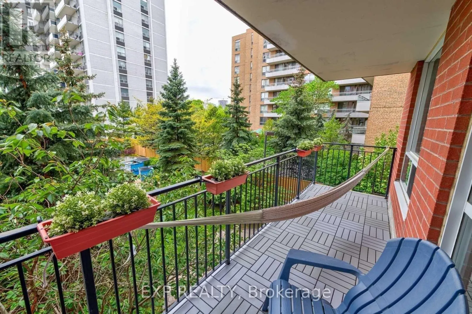 302 - 300 BALLIOL STREET NW